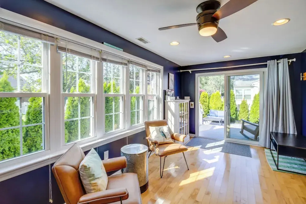 Cape May Quad w/ Grill - 7 Blocks to Beach!