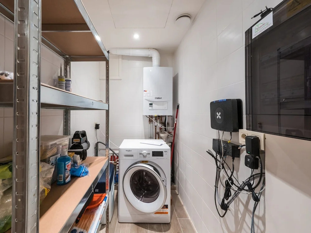 Moorea City Center Apartment