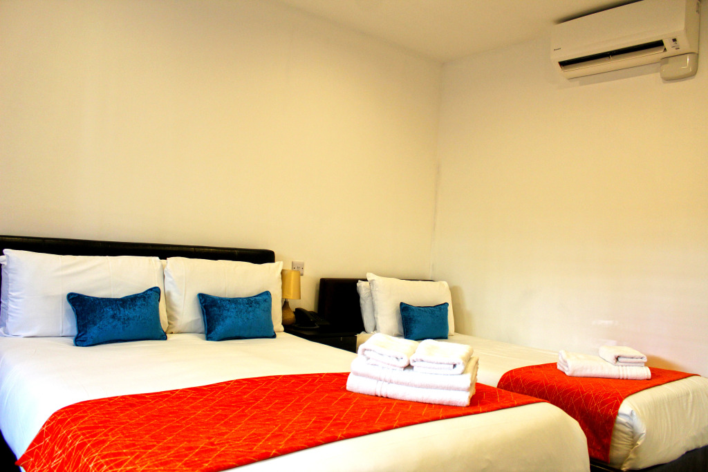 25 Paddington Hotel