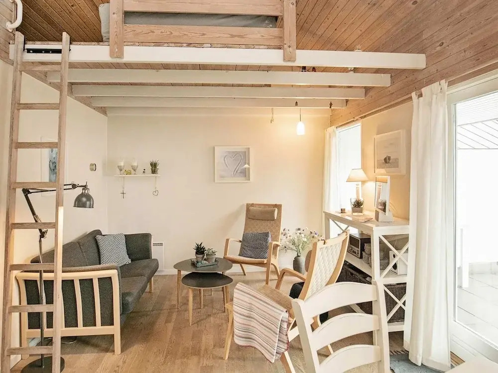 Cozy Holiday Home in Ã†rÃ¸skÃ¸bing near Sea