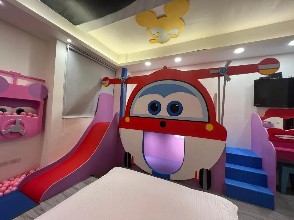 Fun Holiday Family Hostel