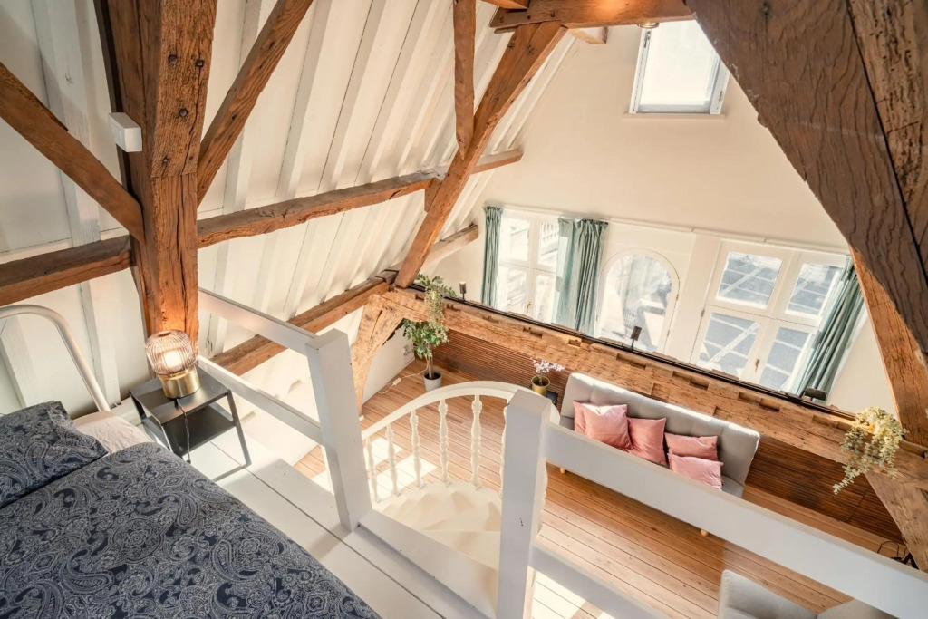 The Hendrik Square Residence