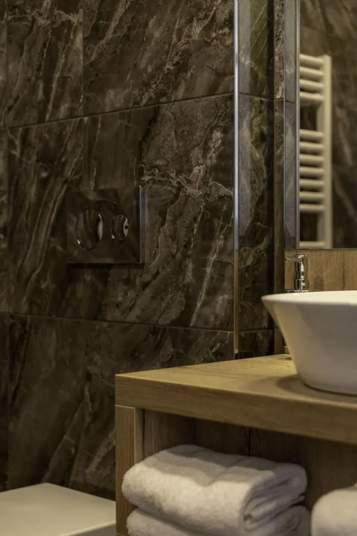 4 SMART HOTEL