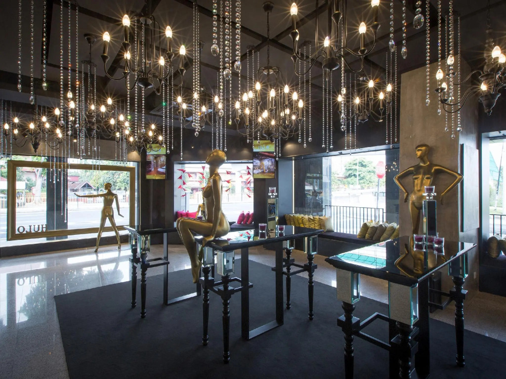 The Hulo Hotel Gallery