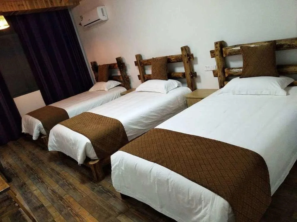 Lishui Liandu Red House Inn