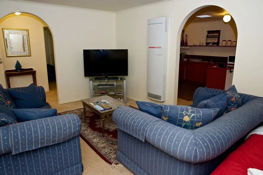 Yarra Glen Racecourse Apartments