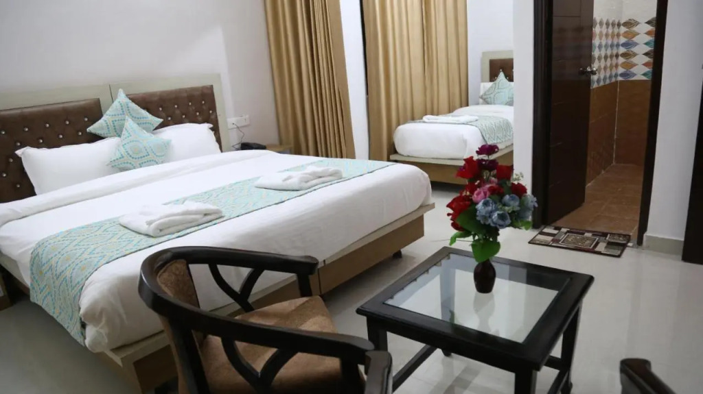 Hotel Yog Tapovan