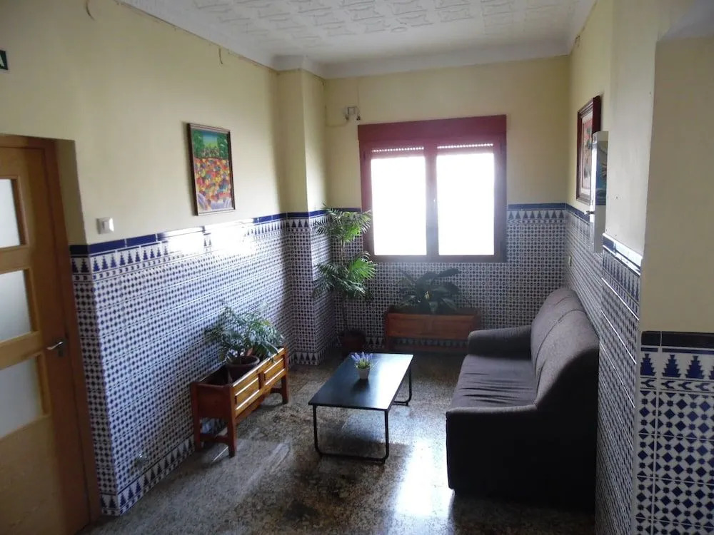 Hostal Arias