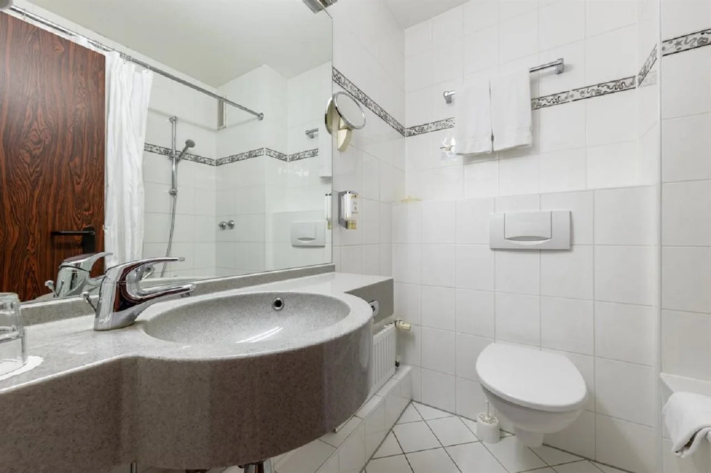 Fly Inn Hotel Frankfurt Airport Rüsselsheim ehemals Trip Inn Hotels