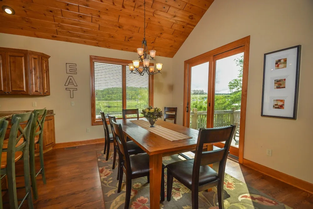 Firefly Cove 4 Bedroom House