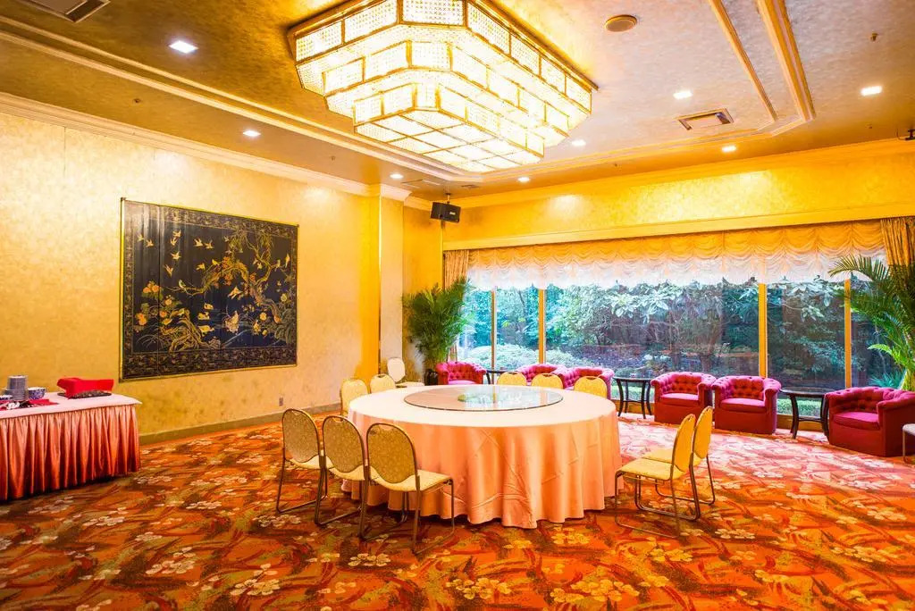 Shanghai International Airport Hotel