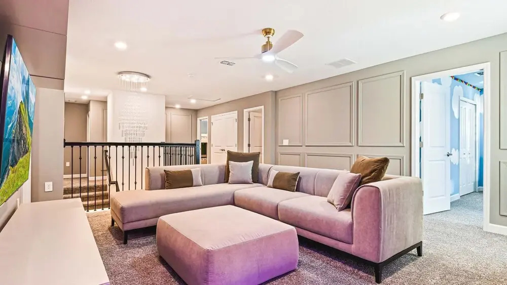 Lakeview 10BR Home Pool/SPA Game Room Disney Theme