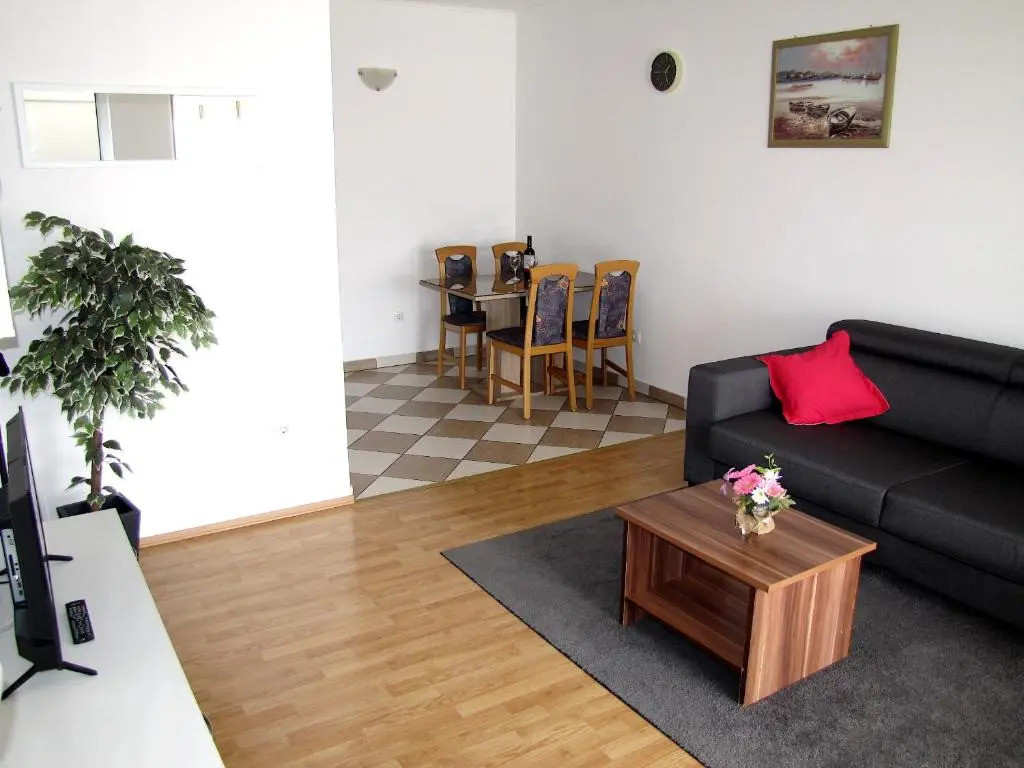 Apartments Klanac