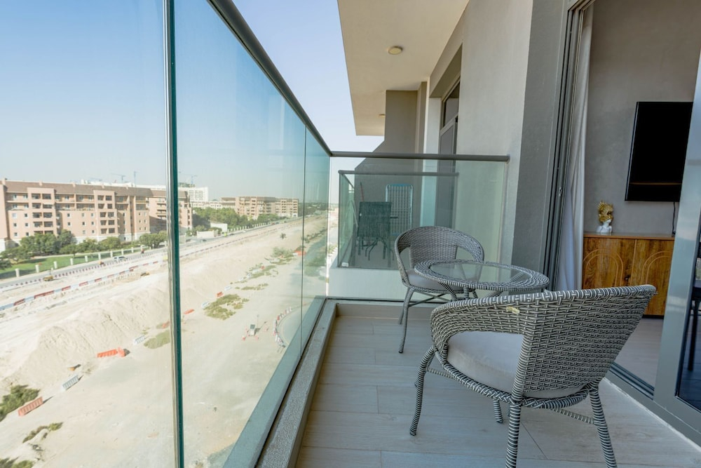Nasma Luxury Stays - Laya Heights
