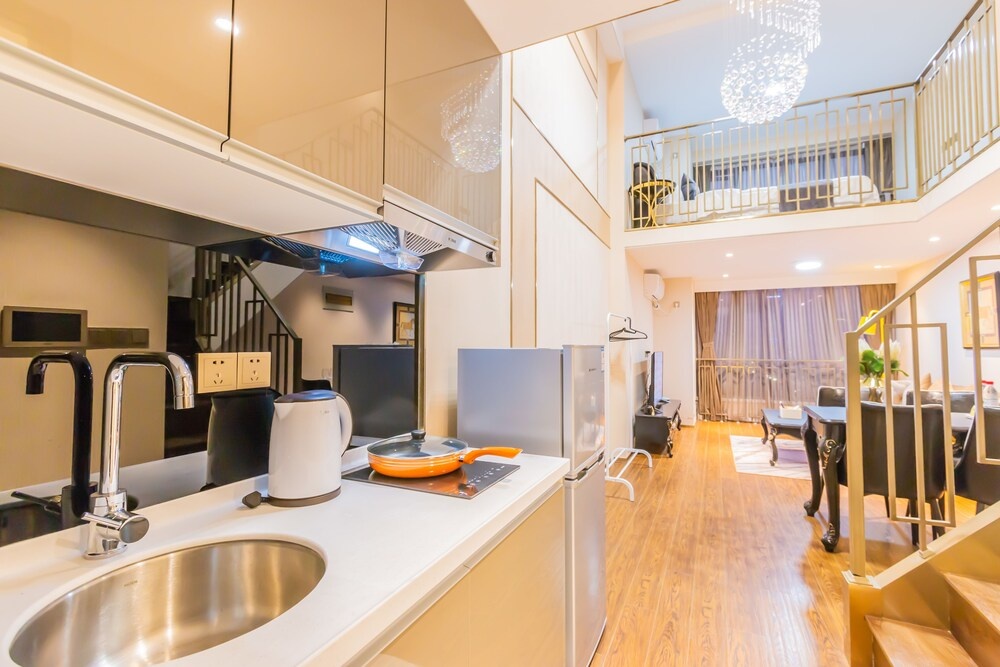 Wisetrip Service Apartments (Wisdom Gate)