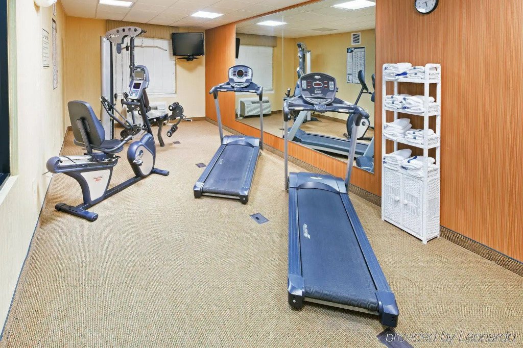 Country Inn & Suites by Radisson, Chambersburg, PA