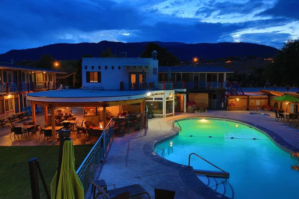 Bowmont Motel