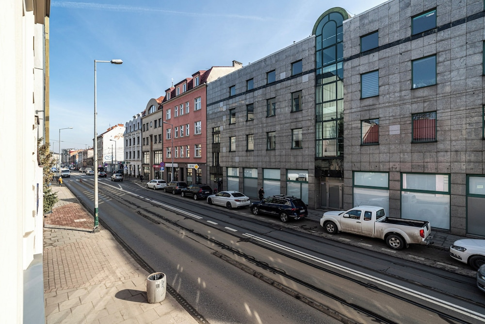 RentPlanet - Apartament Kalwaryjska