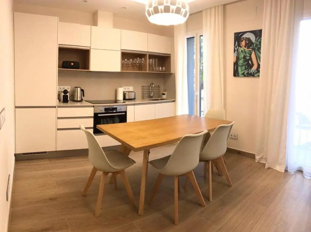 Nuevo Apartamento Moderno Elisa - a 80 metros de la playa para 5 personas