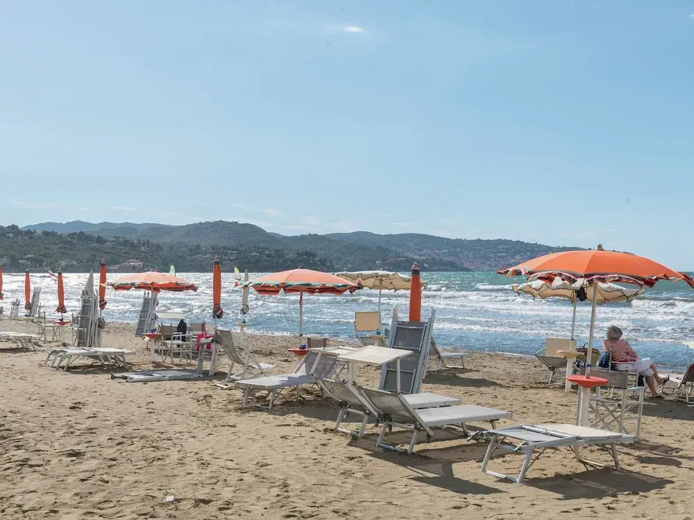 Giannella Beach Residence Apartment