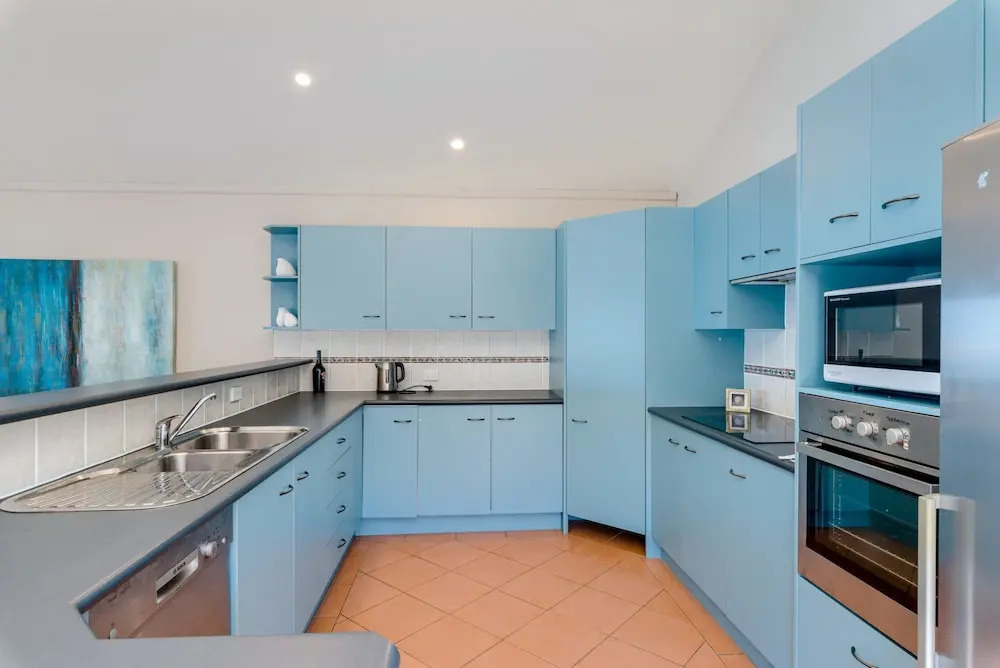 Beach House 72A Marine Dr Fingal Bay