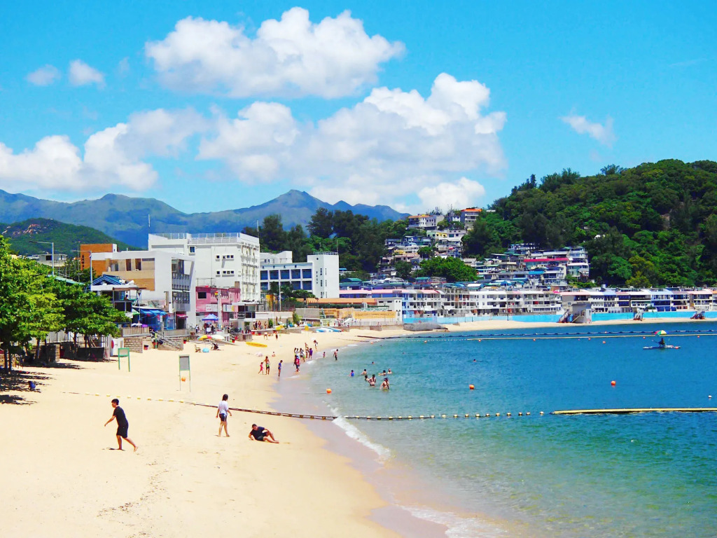 B & B Cheung Chau