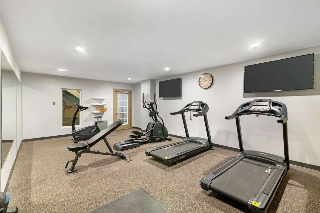 Best Western Plus Landmark Inn