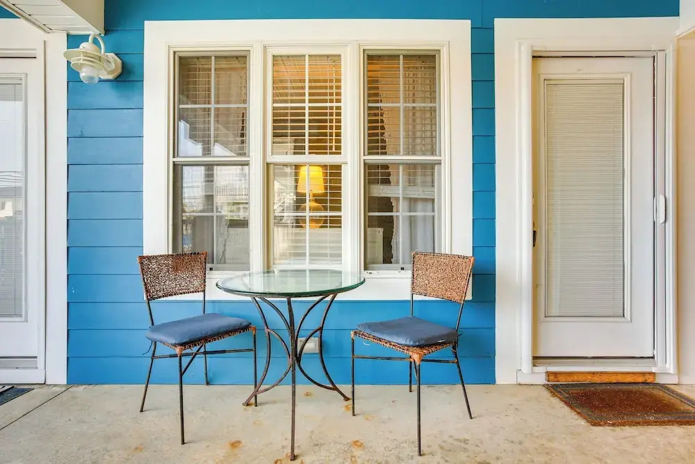Walk to Beach: Poolside Condo in Wildwood Crest!