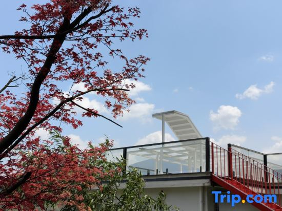 Anji Wenshan tired late · See mountain view cloud holiday light luxury hotel