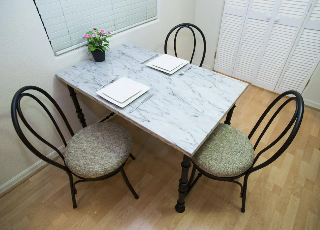 Downtown LA Luxury Two Bedroom Apartment