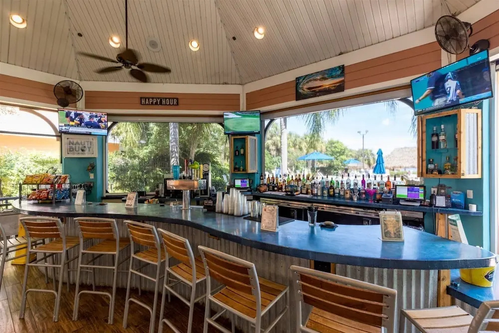 Fabulous modern 3 bed condo in Bahama Bay resort - Villa #493