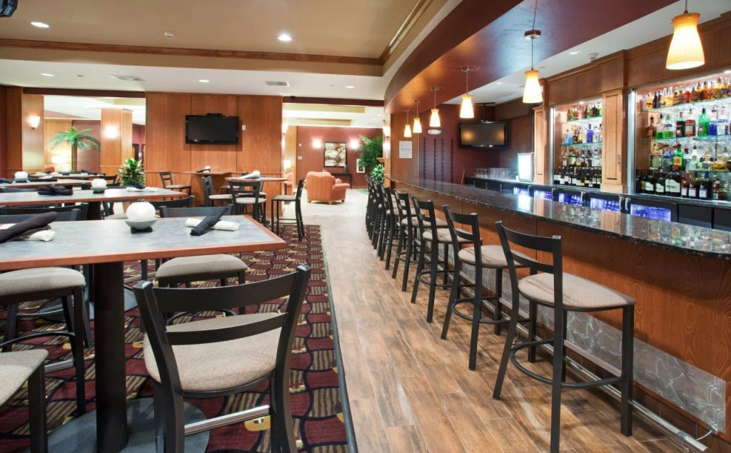 Holiday Inn & Suites Grand Junction-Airport by IHG