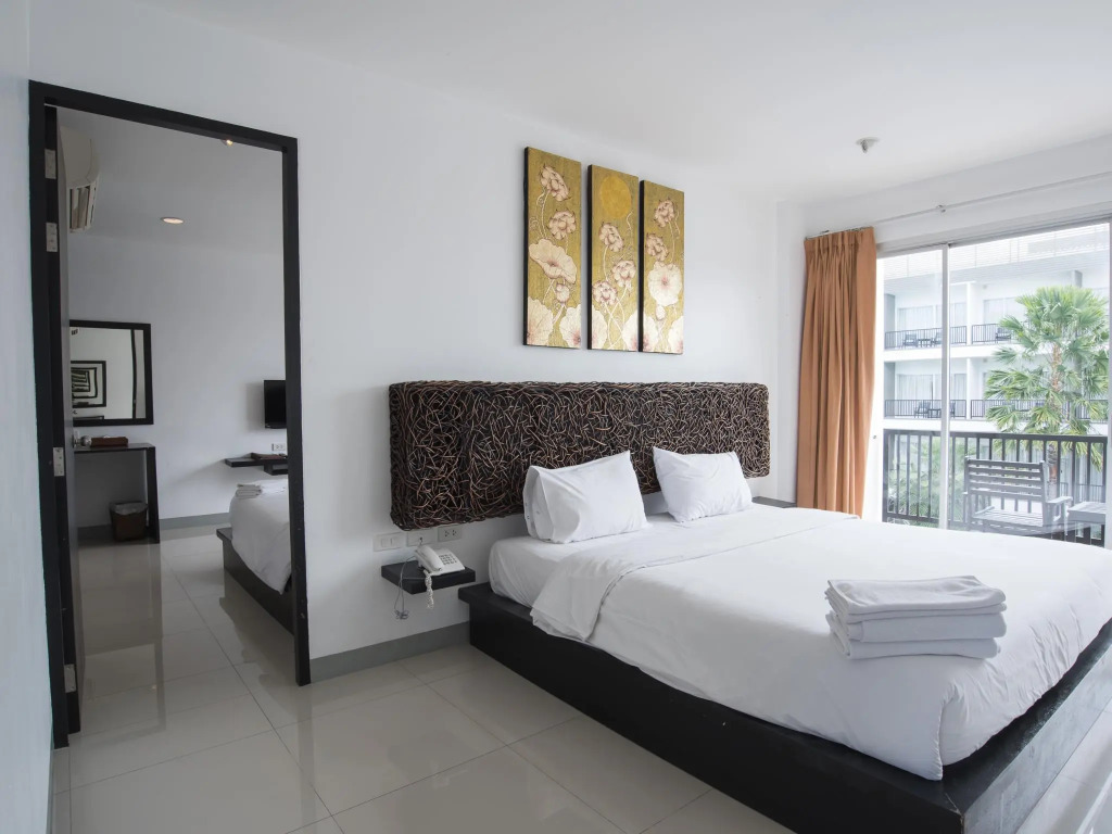 BS Premier Airport Hotel