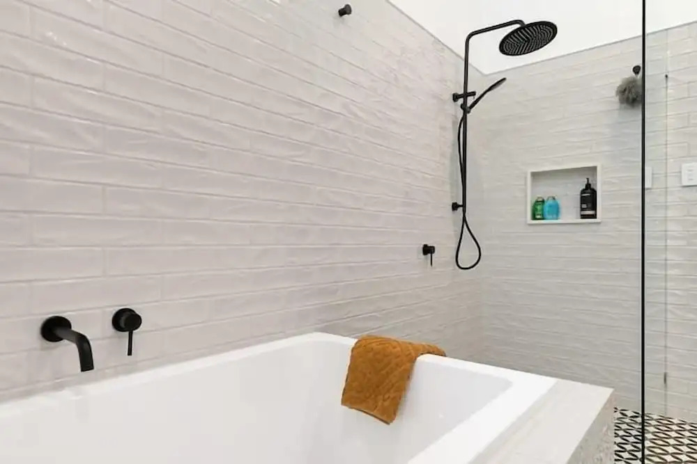 The Indooroopilly Queenslander 4BDR Home