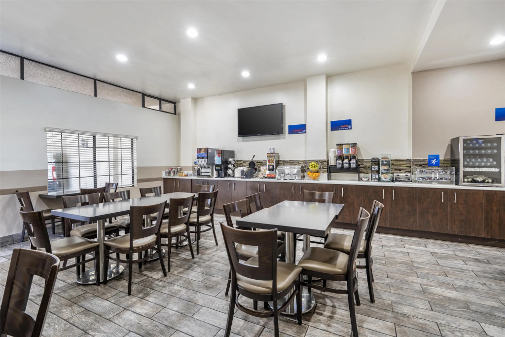 Best Western Airpark Hotel - LAX Airport LA Stadium