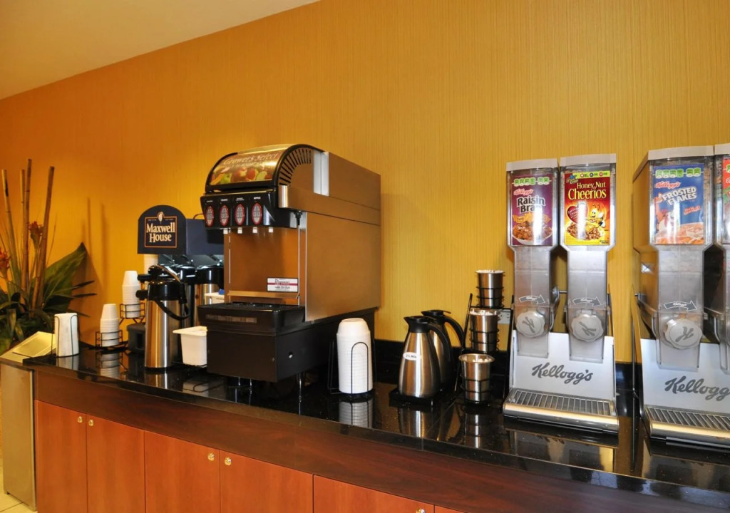 Best Western PLUS Fresno Inn