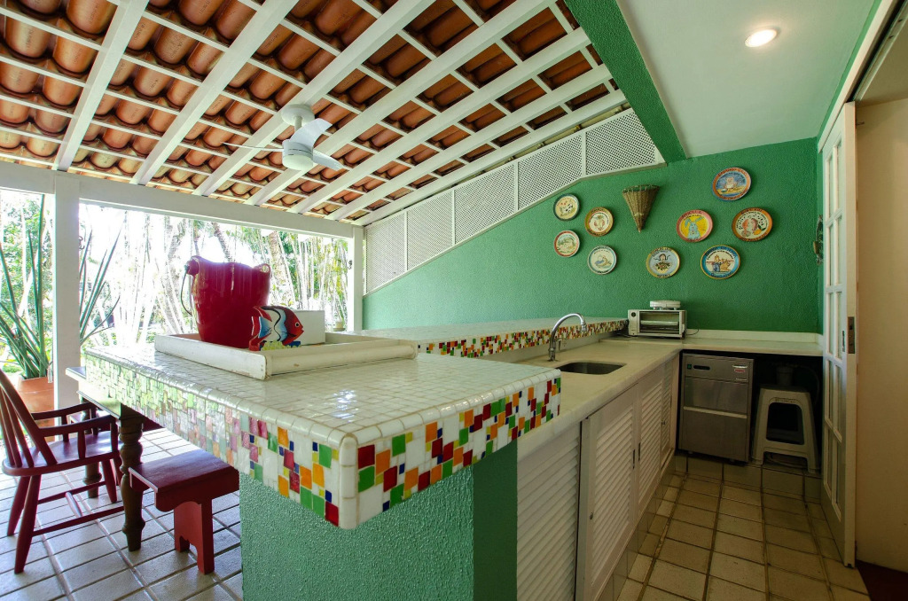 Casa De Alto Padrão Com Piscina Em Angra Dos Reis