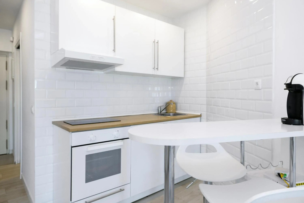 Sunrise Apartment 924