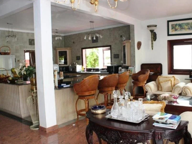 Le Bonheur Villa