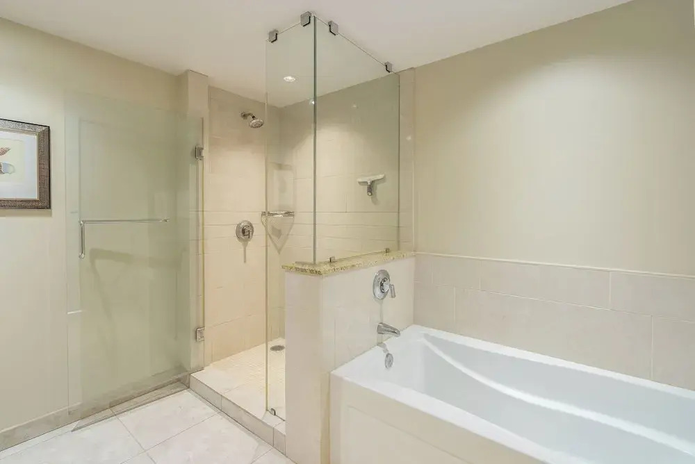 Honua Kai Hokulani 934, Renovated, AC, Large Lanai, No Carpet, Amazing Views!