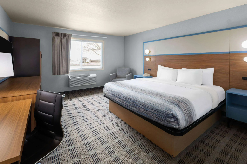 AmericInn by Wyndham Oscoda Near AuSable River