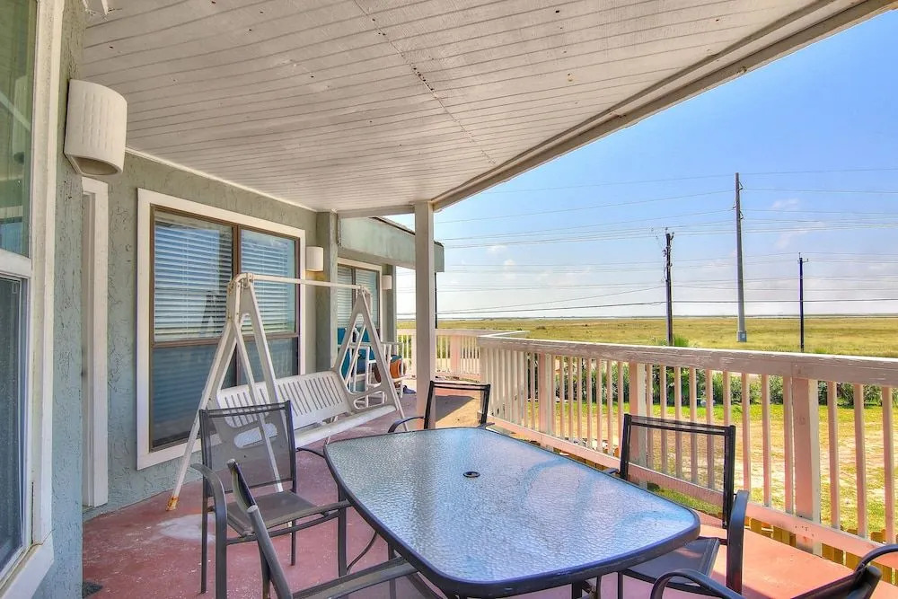 Coastal Retreat - 2 Br condo