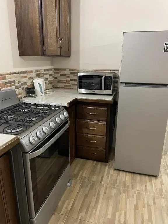 Beautiful 1and 2 Bed Apartment in Scarborough
