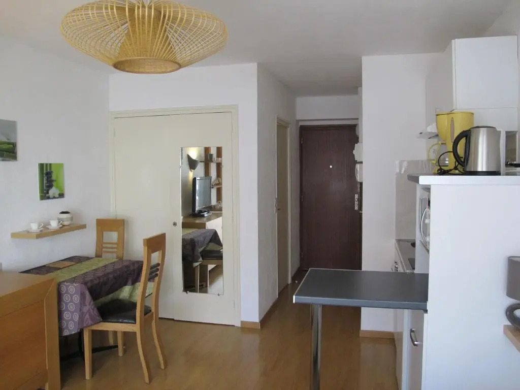 Studio centre Aix les bains