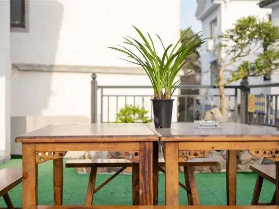 Suzhou Jiangnan Stone Lake View homestay
