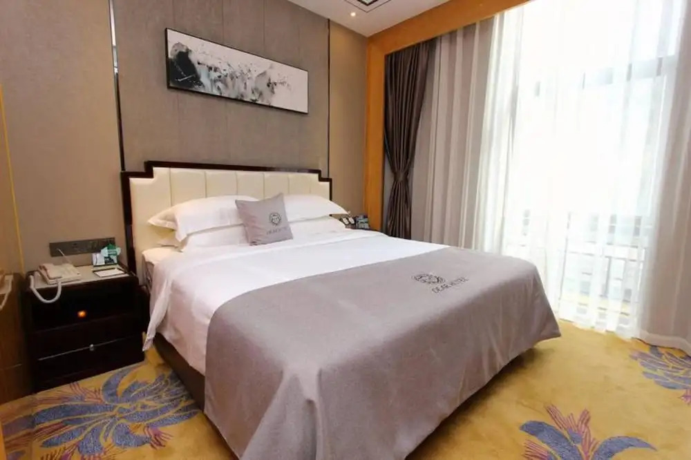 Dear Hotel