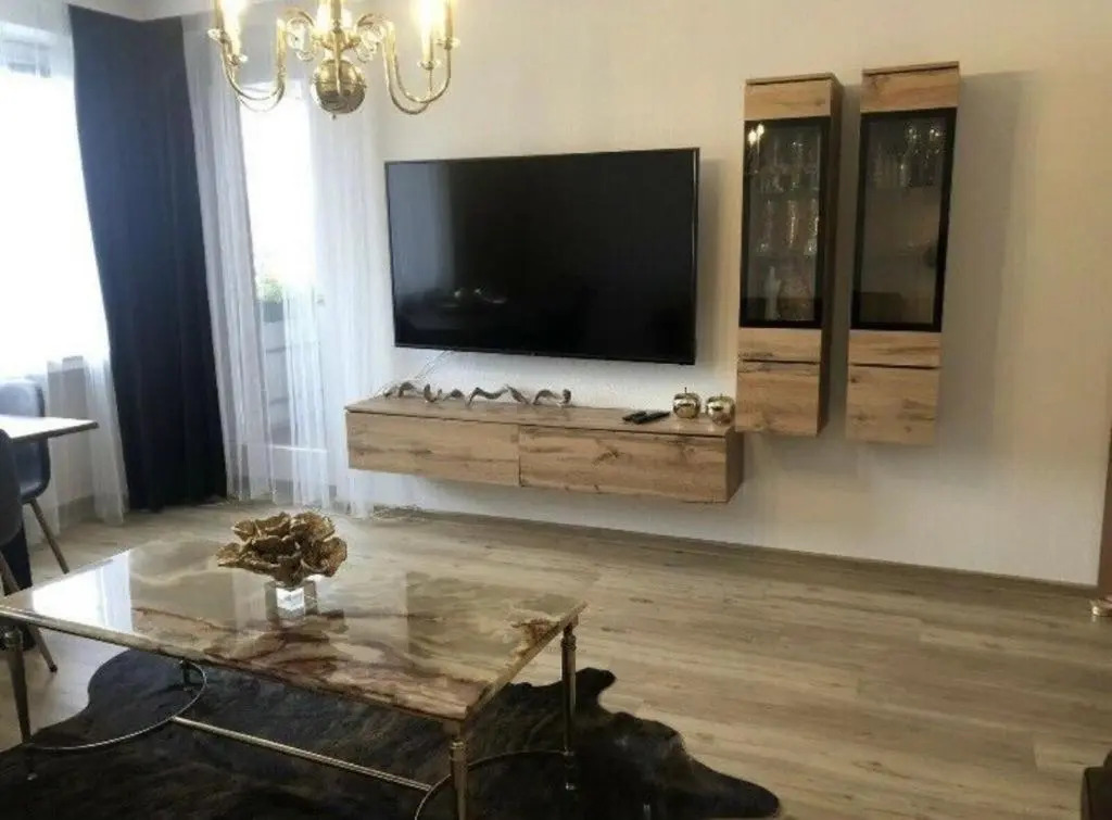 4. 5 min to HANNOVER MESSE FAIR GROUND PRETTY 2 ROOM APARTMENT