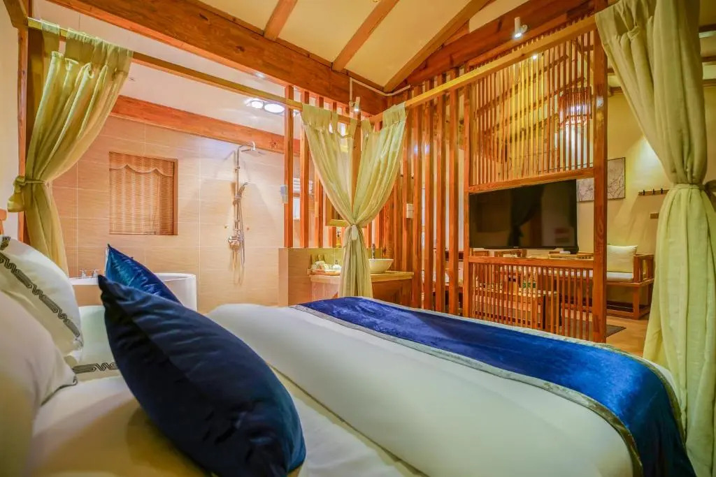 Floral Hotel · Dream Lijiang Inn Lijiang