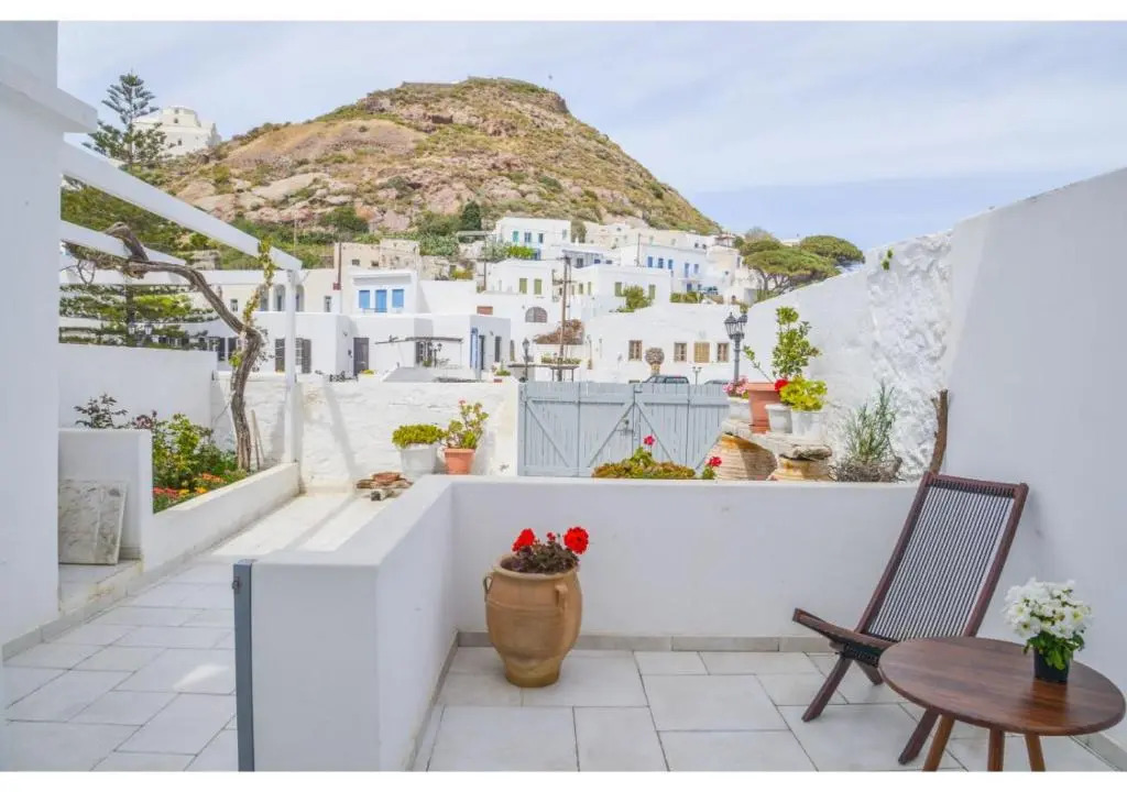 bougainvillea home at Plaka