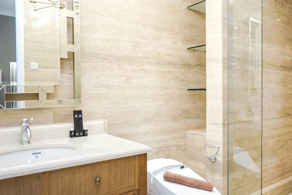 2+1br 1 Park Avenue Apartment Near Gandaria City Mall